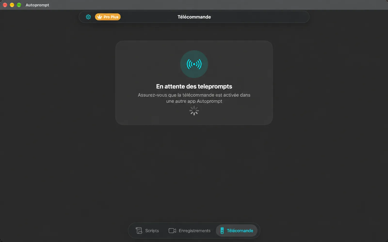 Onglet Remote indiquant «En attente de téléprompts» pendant qu’il recherche d’autres appareils