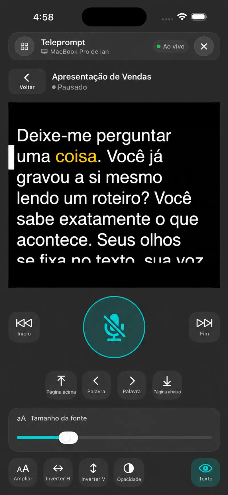 iPhone atuando como controle remoto, mostrando uma cópia ao vivo do script, um grande botão de microfone e os controles Top, End, Page, Word, Font Size, Mag, Flip e Opacity