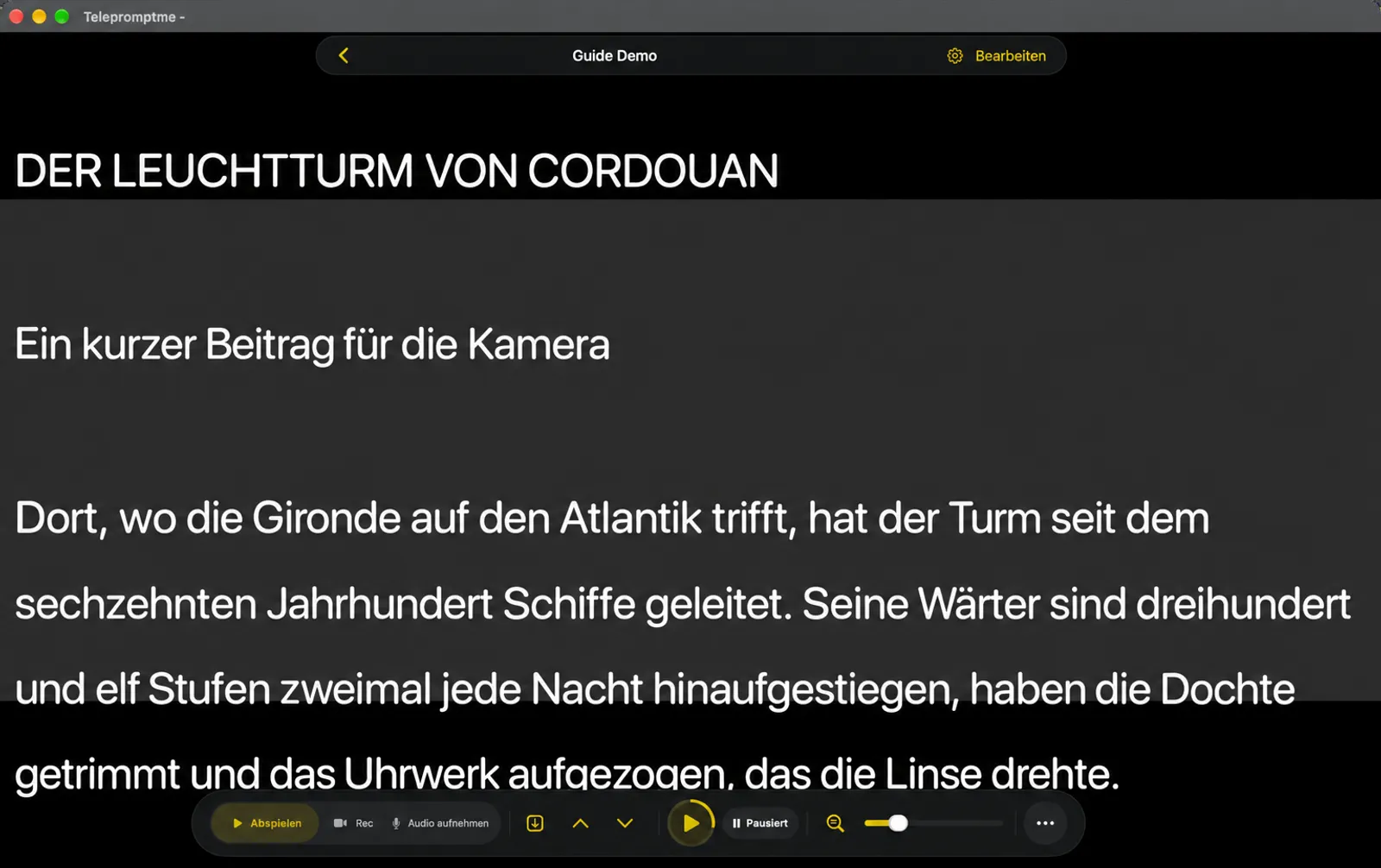 Der Teleprompter im Modus Manuelle Seite, mit einem grauen Band in der Mitte der Ansicht und zwei Bogenbögen im Dock