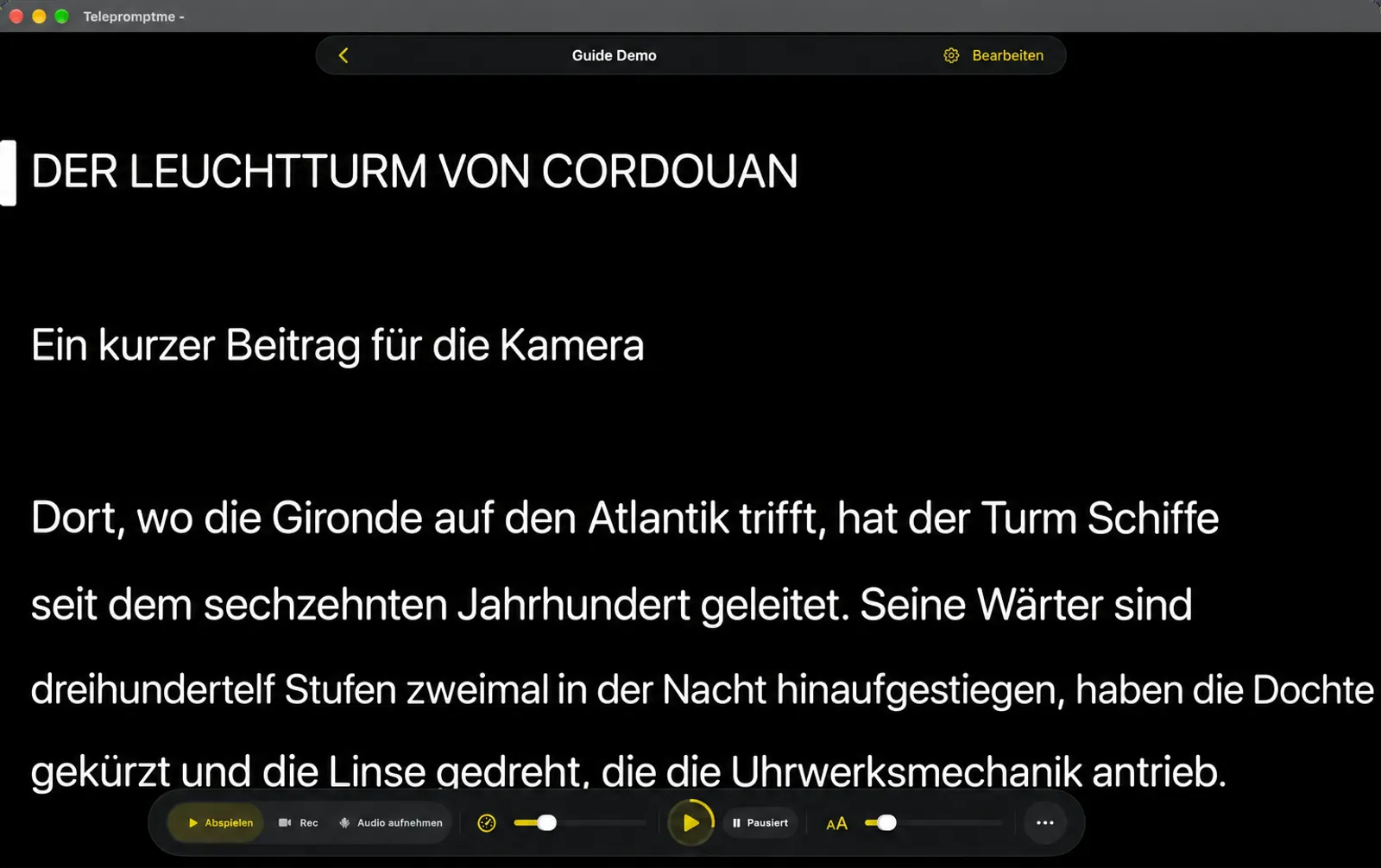 Der Telepromptme Teleprompter-Bildschirm mit einem Skript, das die Ansicht ausfüllt, und dem schwebenden Dock am unteren Ende