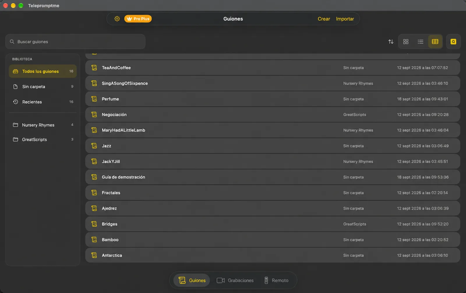 La biblioteca de scripts en vista de tabla, una tabla plana ordenable con columnas de nombre, carpeta y fecha