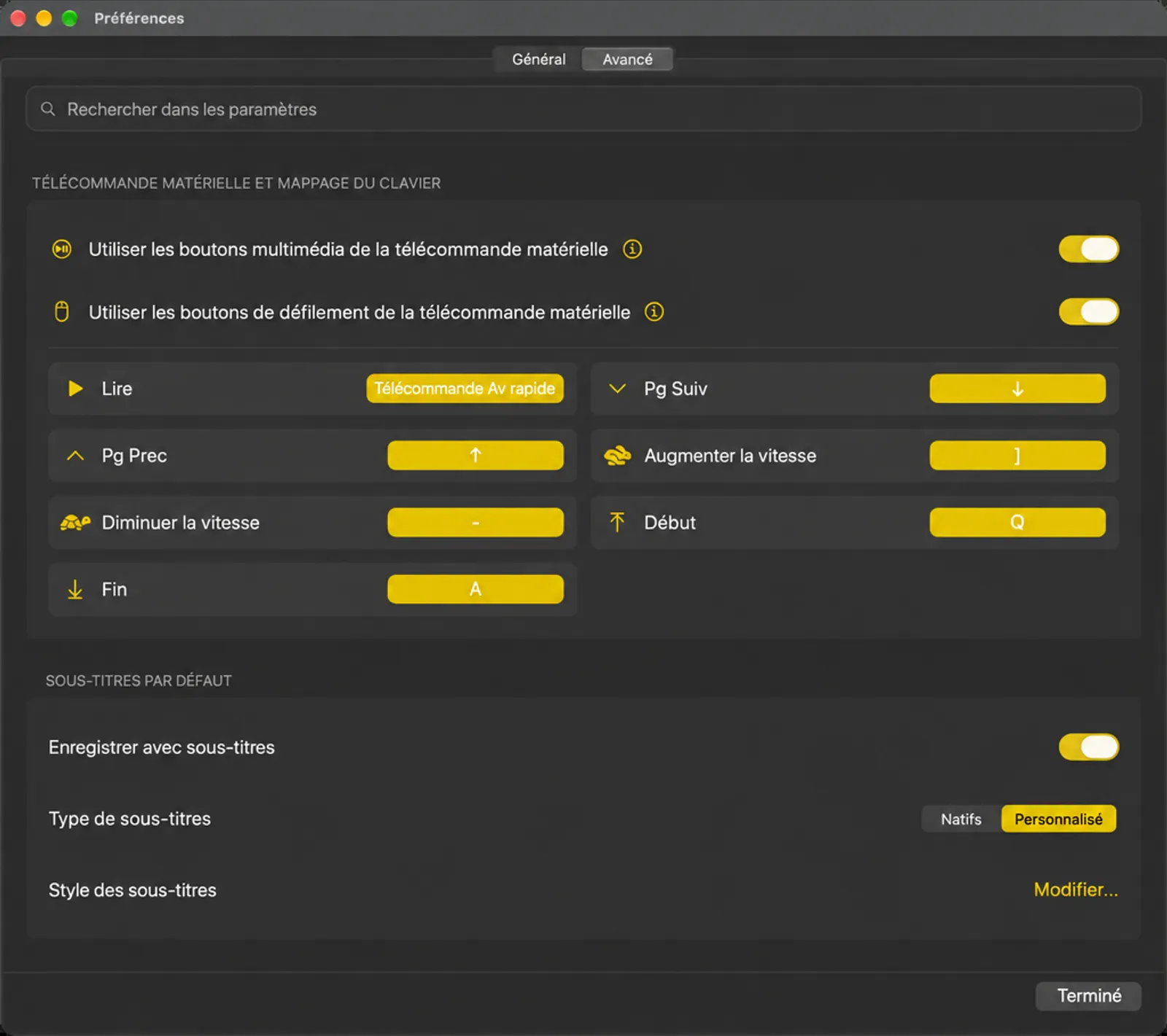 La carte Hardware Remote et Keyboard Mapping située au-dessus de la carte Caption Defaults