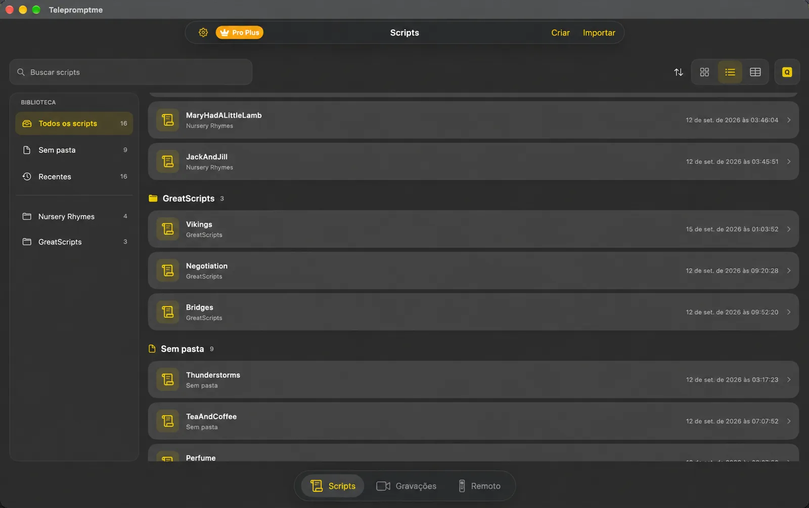 A biblioteca de scripts na visualização Lista, com scripts como linhas agrupadas sob cabeçalhos de pastas